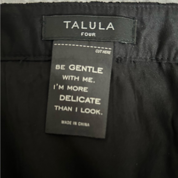 *SALE* Aritzia black lace skirt - Picture 4 of 4